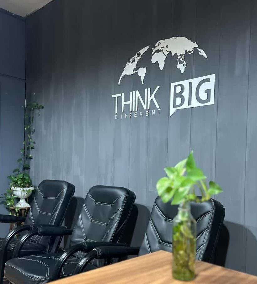big think different ، بزرگ فکر کن بزرگ بیاندیش ، تابلو بزرگ فکر کن متفاوت